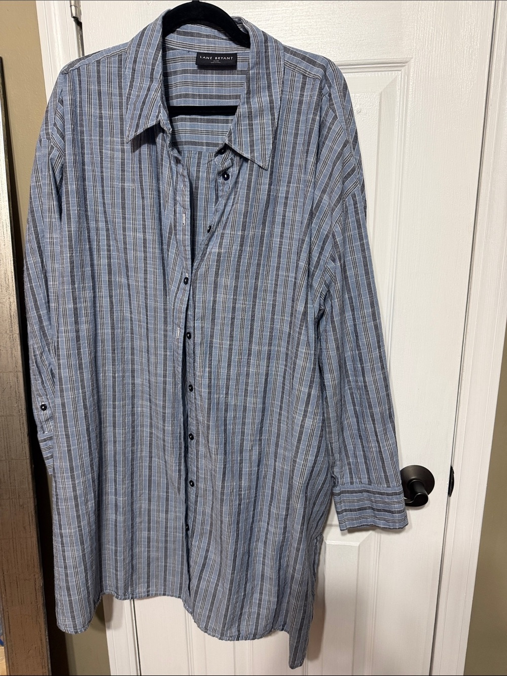 Lane Bryant Cotton Blue and Gray Striped Long Sleeve Button-Down Shirt 26/28